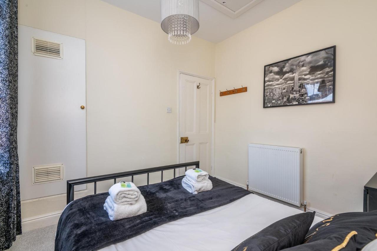 Cosy & Central Victorian House - Pass The Keys York Esterno foto